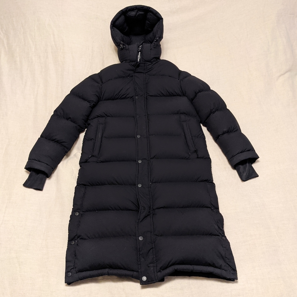 ✨SOLD✨Aritzia TNA Super Puff Long in Matte Black
